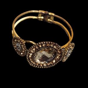 Vintage yellow topaz gold tone hinged bangle bracelet